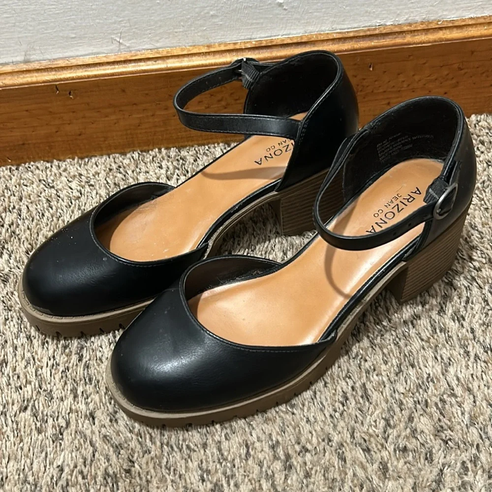 Arizona chunky heels size 8 - Picture 2 of 4